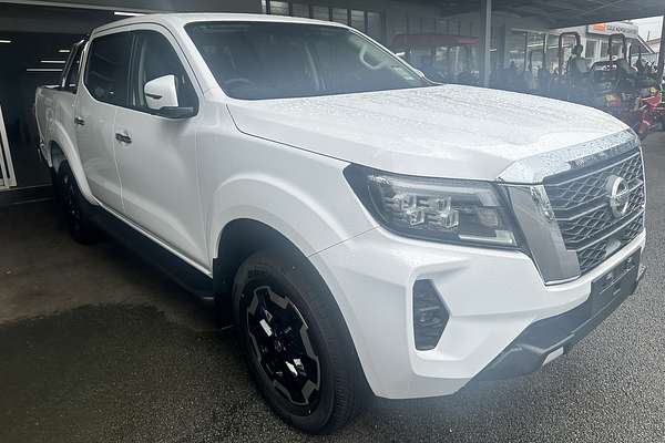 2025 Nissan Navara ST-X D23 4X4