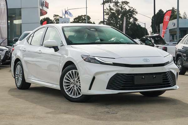 2025 Toyota Camry Ascent AXVH80R