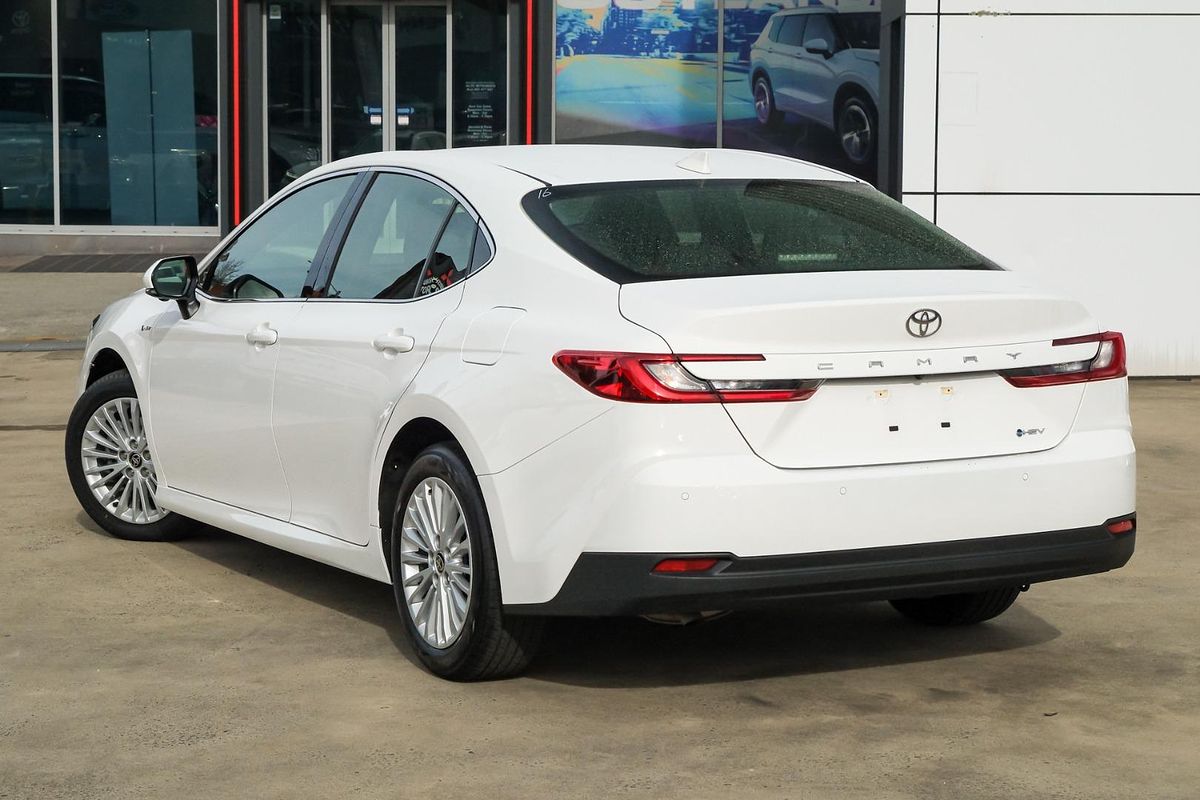 2025 Toyota Camry Ascent AXVH80R