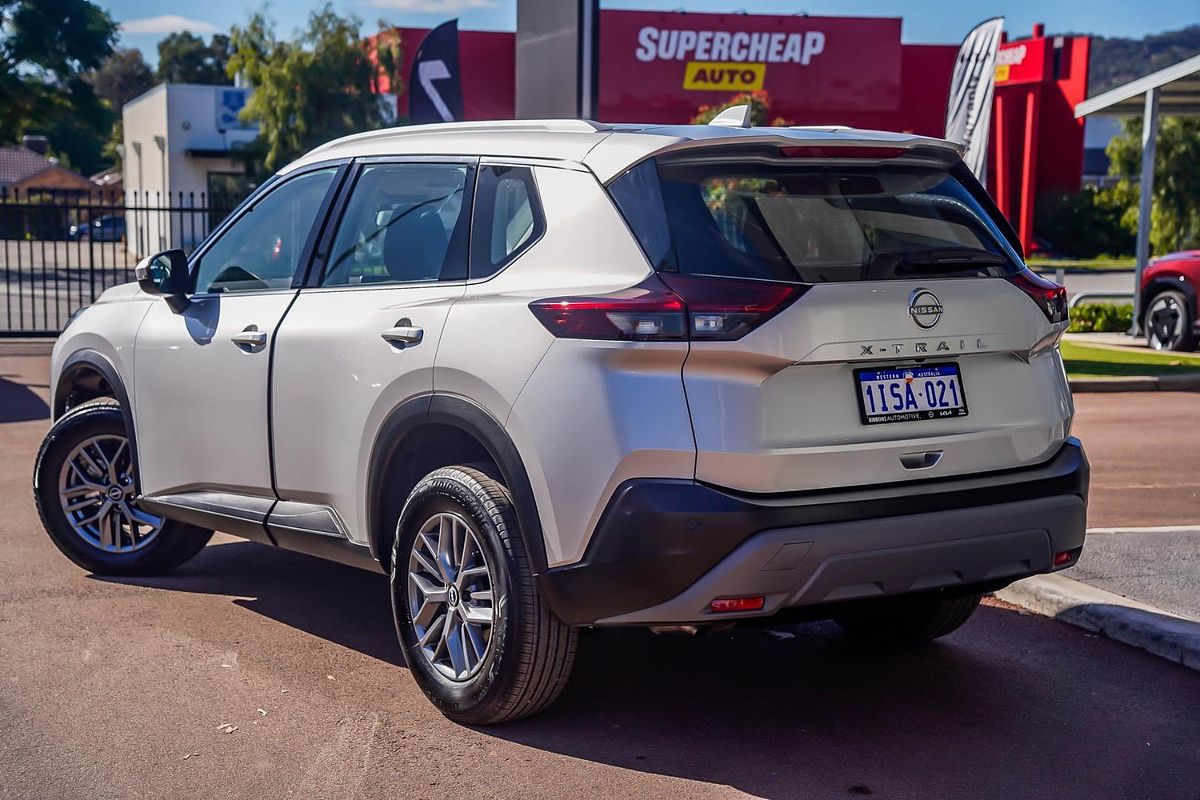 2025 Nissan X-TRAIL ST T33
