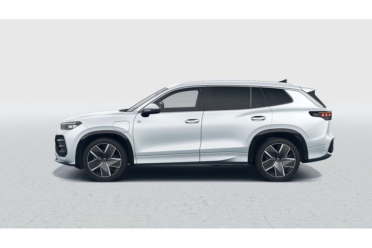 2026 Volkswagen Tayron 200TSI eHybrid R-Line R4