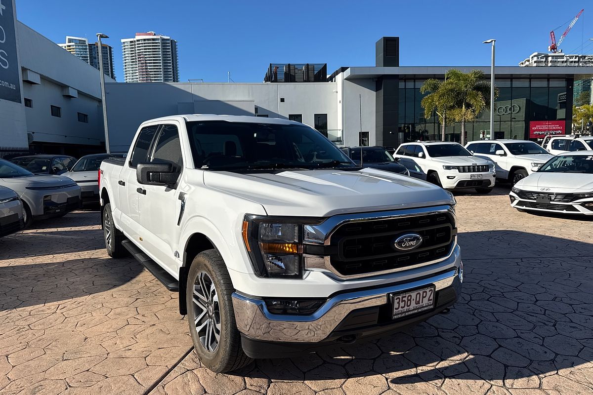 2023 Ford F-150 XLT 4X4 LWB