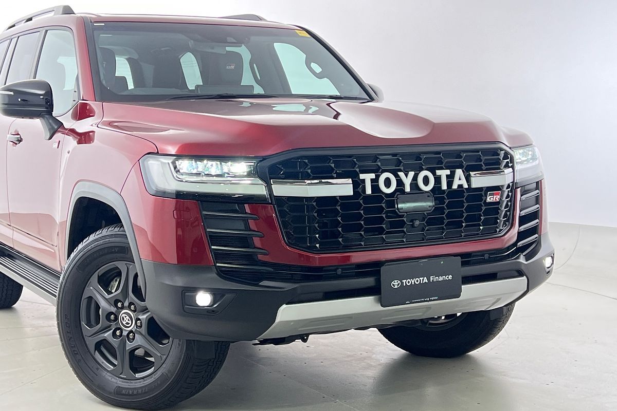2024 Toyota Landcruiser GR Sport FJA300R