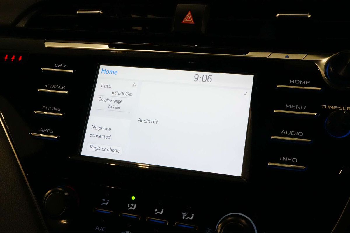 2019 Toyota Camry Ascent ASV70R