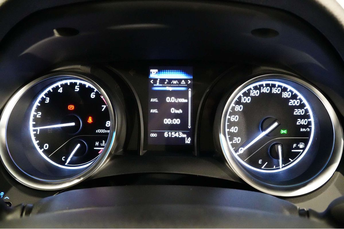2019 Toyota Camry Ascent ASV70R