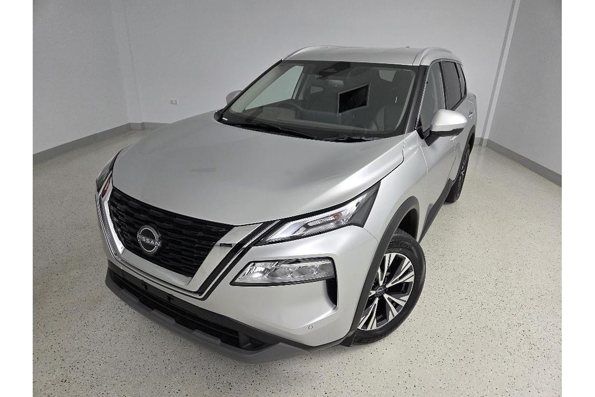 2025 Nissan X-TRAIL ST-L T33