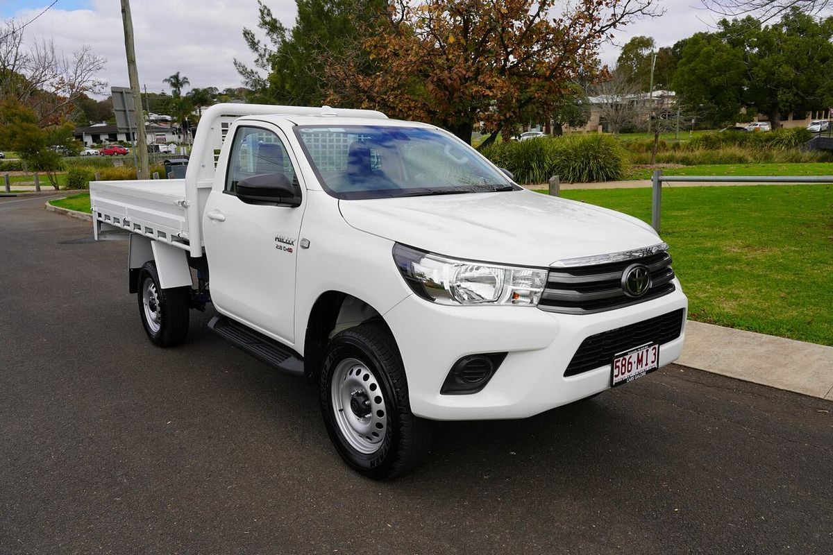 2024 Toyota Hilux SR GUN126R 4X4