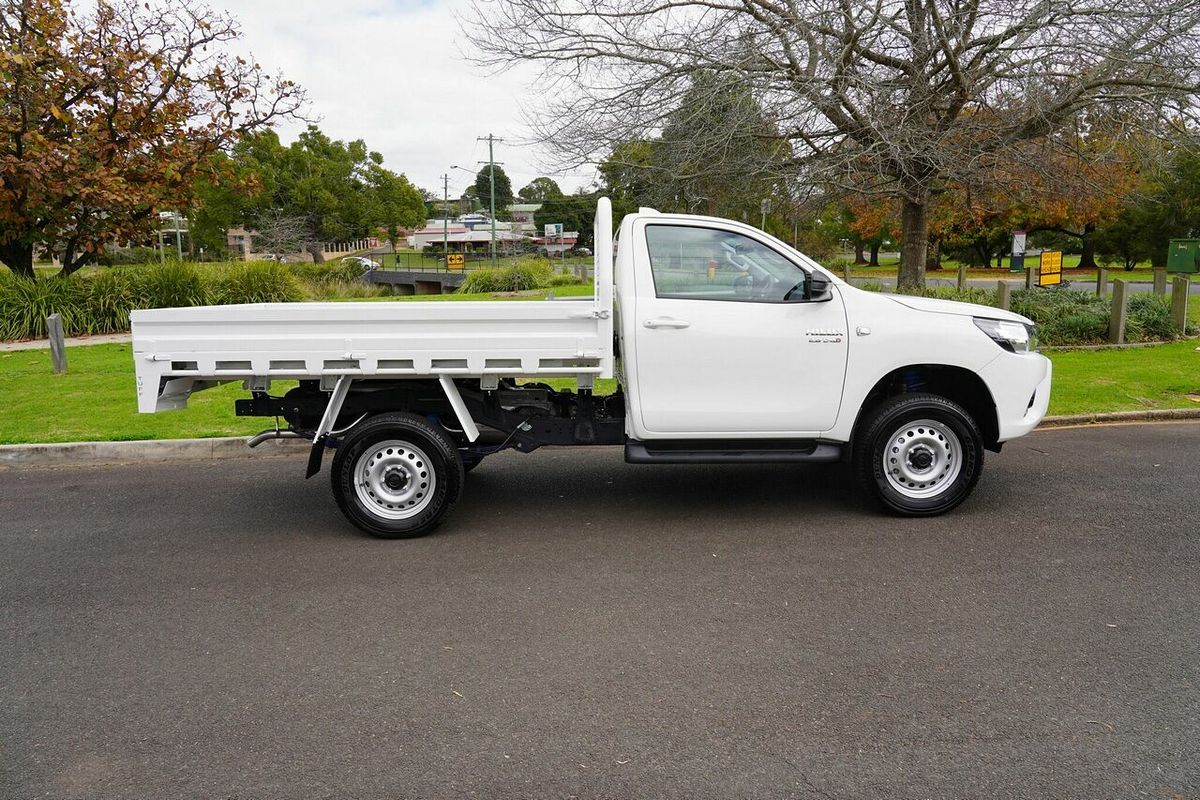 2024 Toyota Hilux SR GUN126R 4X4