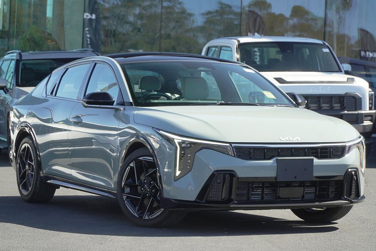 2026 Kia K4 GT-Line CL4m