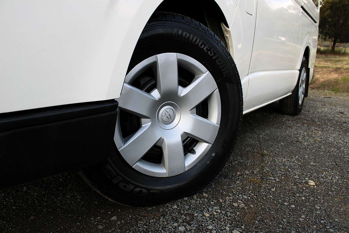 2018 Toyota Hiace KDH201R LWB