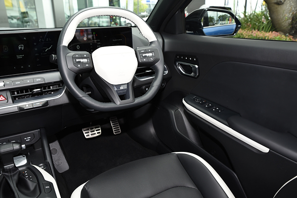 2025 Kia K4 GT-Line CL4m thumb-16