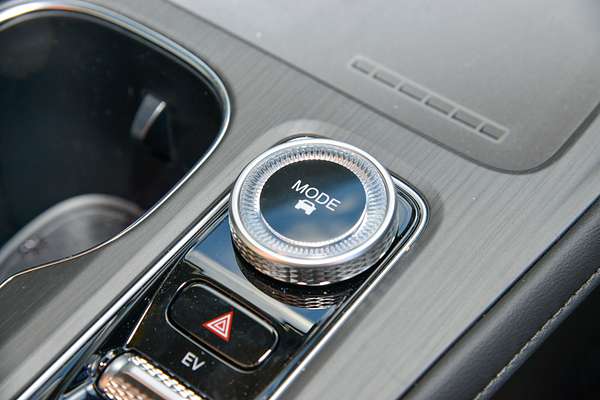 2025 Chery Tiggo 8 Super Hybrid Ultimate T31 thumb-13