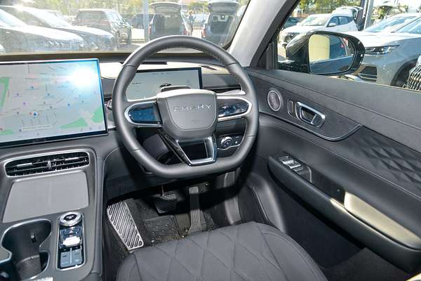 2025 Chery Tiggo 8 Super Hybrid Ultimate T31 thumb-19