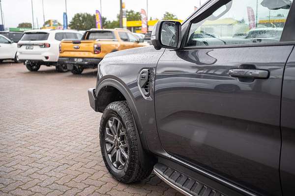 2022 Ford Ranger Wildtrak 4X4 3.0L thumb-8