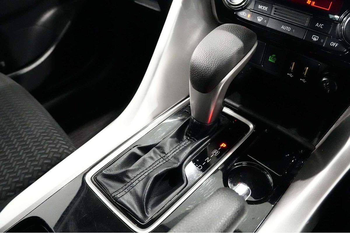 2023 Mitsubishi Eclipse Cross ES YB
