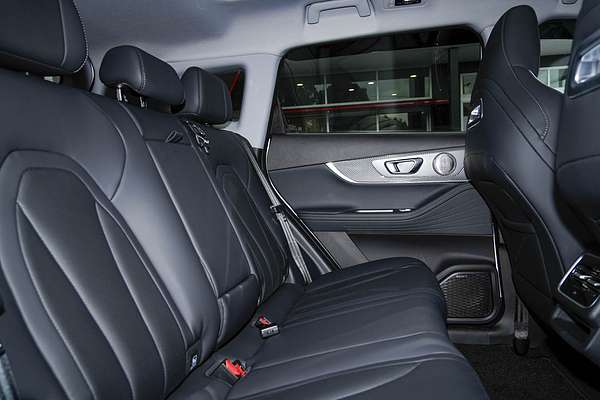 2026 Chery Tiggo 7 Super Hybrid Ultimate T32 thumb-8
