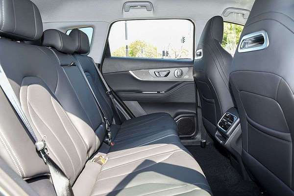 2026 Chery Tiggo 7 Super Hybrid Urban T32 thumb-12