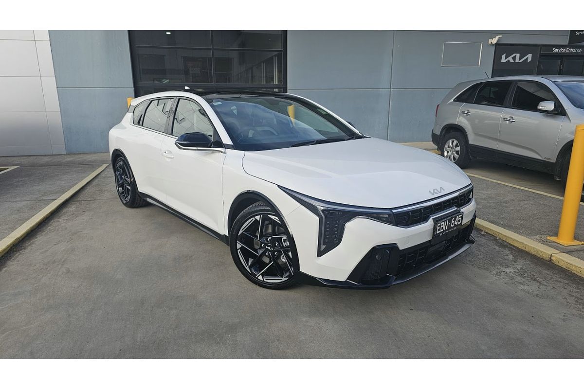 2026 Kia K4 GT-Line CL4m