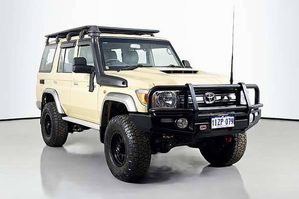 2021 Toyota Landcruiser GXL VDJ76R