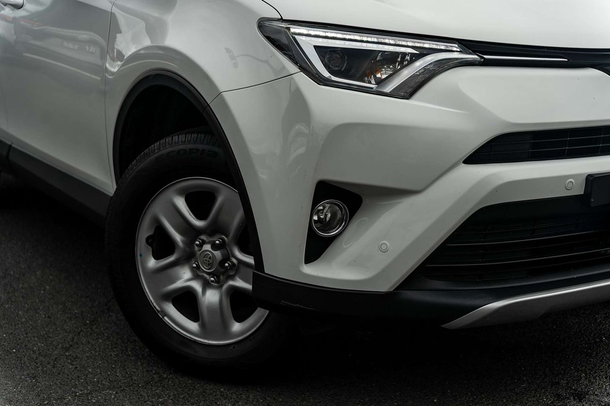 2017 Toyota RAV4 GX ZSA42R