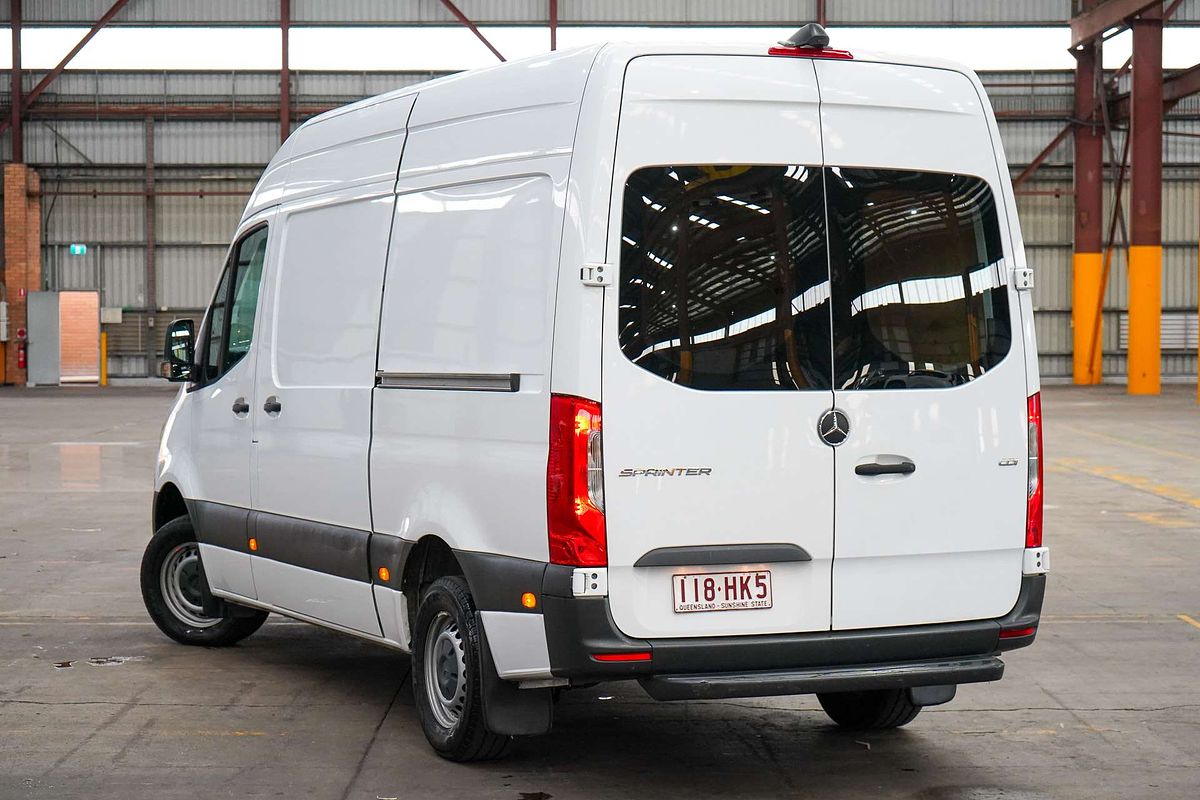 2023 Mercedes-Benz Sprinter 315CDI VS30 MWB Low Roof