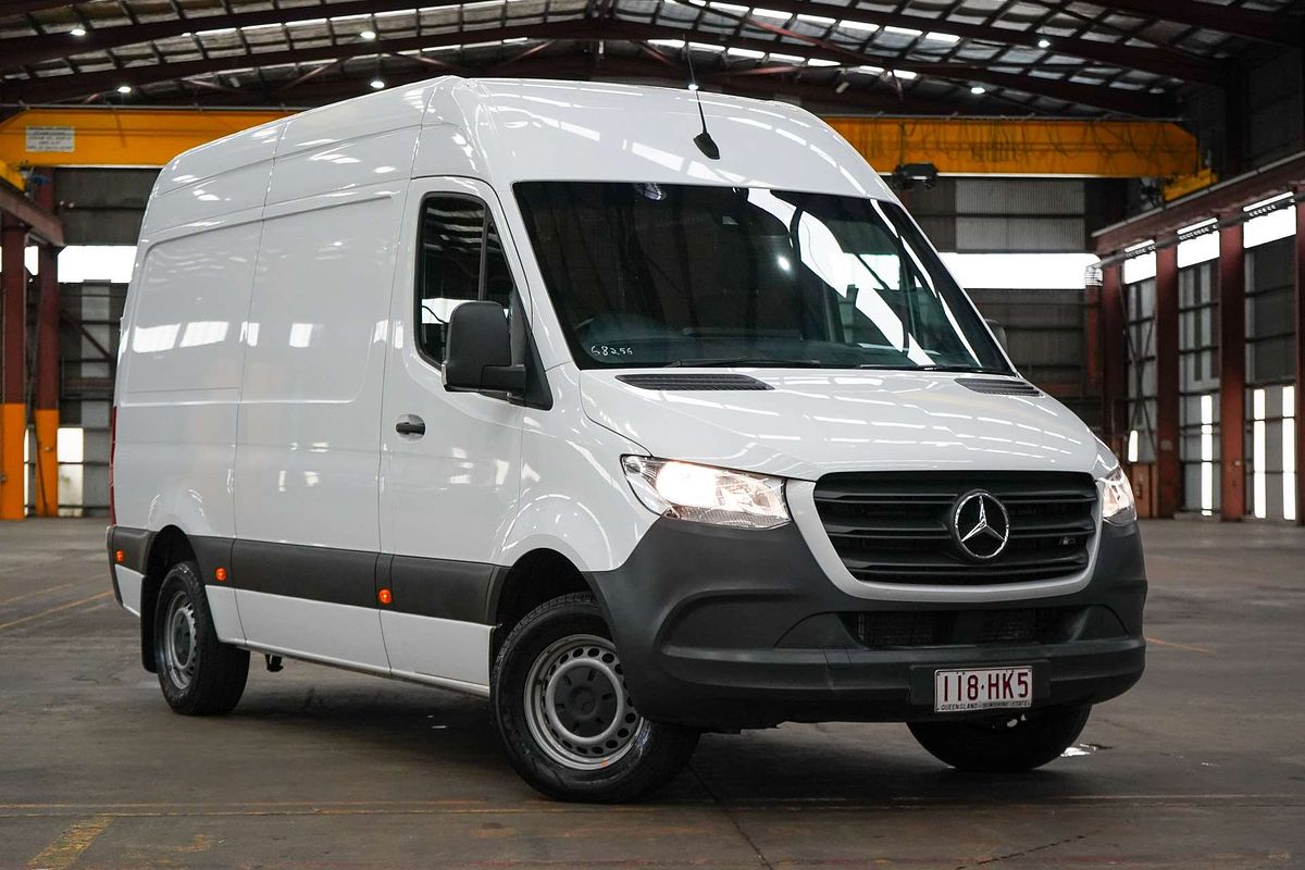 2023 Mercedes-Benz Sprinter 315CDI VS30 MWB Low Roof