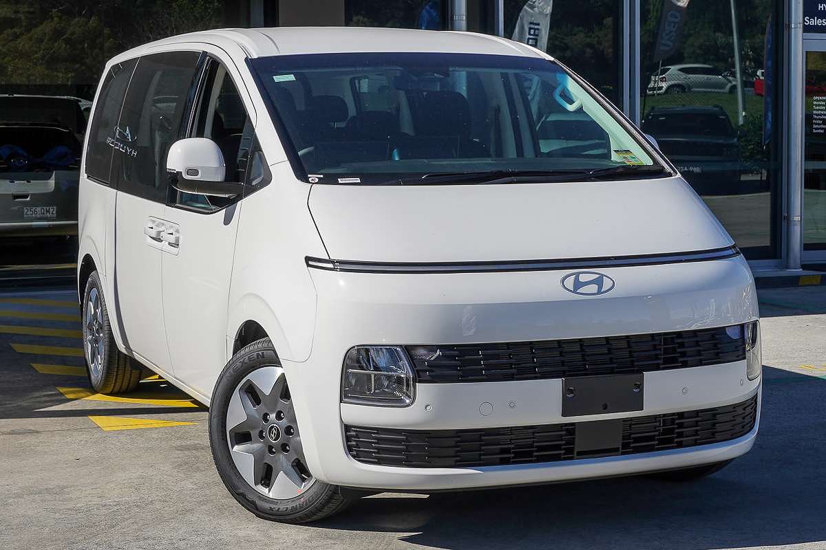 2026 Hyundai STARIA US4.V3