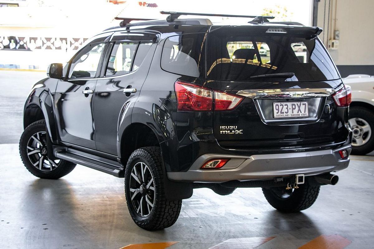 2019 Isuzu MU-X LS-T