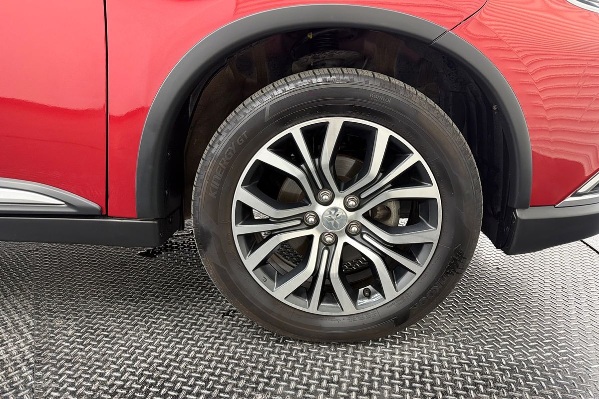 2018 Mitsubishi Outlander ES ZL