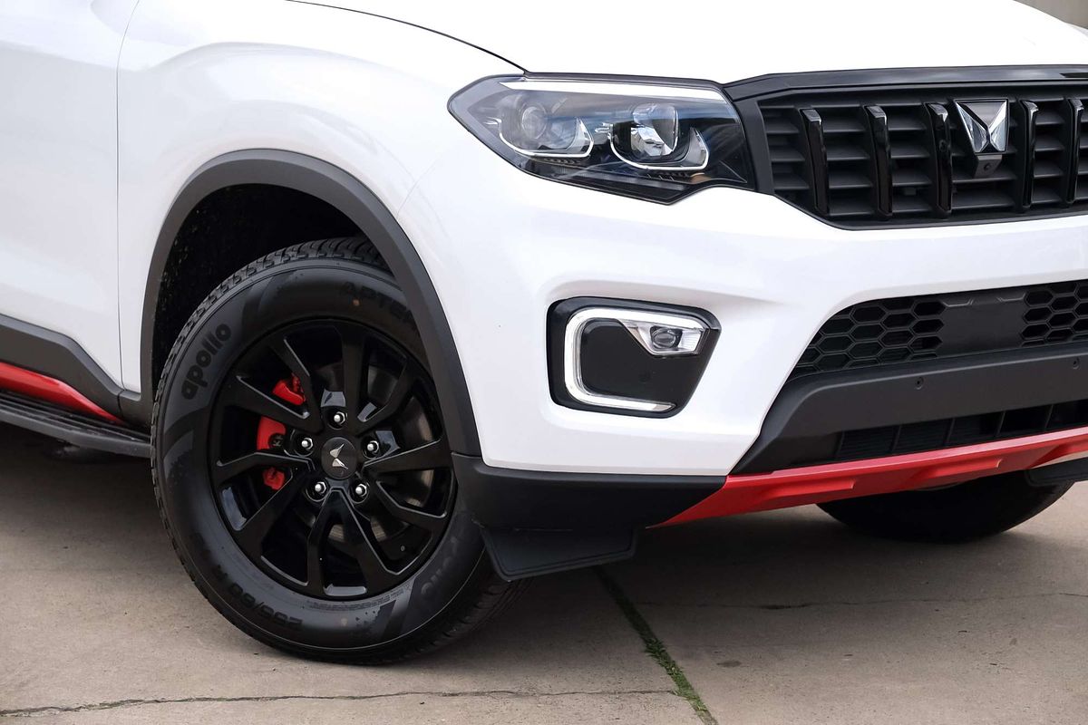 2025 Mahindra Scorpio Z8L+