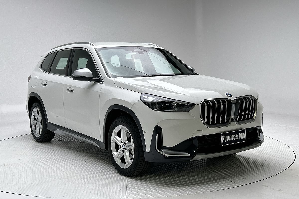2023 BMW X1 sDrive18i U11