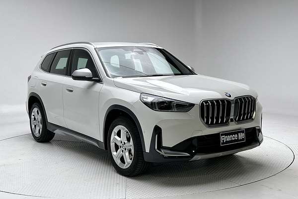 2023 BMW X1 sDrive18i U11