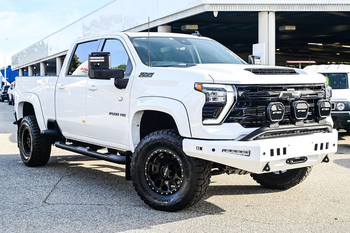 2025 Chevrolet Silverado HD LTZ Premium W/Tech Pack T1 4X4