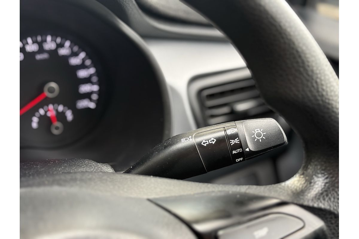 2018 Kia Rio S YB