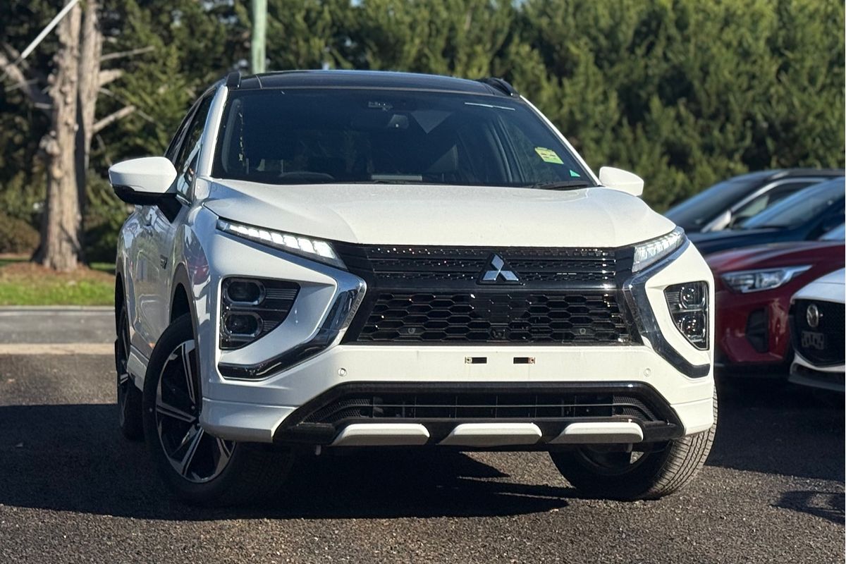 2025 Mitsubishi Eclipse Cross PHEV ES YB
