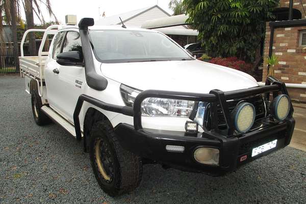 2019 Toyota Hilux SR GUN126R 4X4