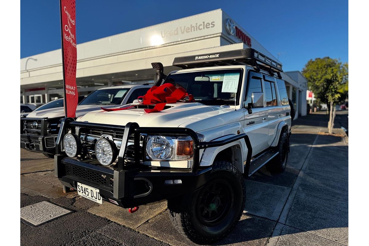 2019 Toyota Landcruiser GXL VDJ76R