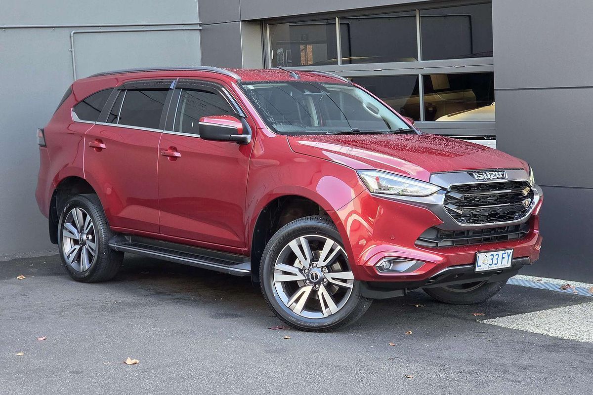 2023 Isuzu MU-X LS-T