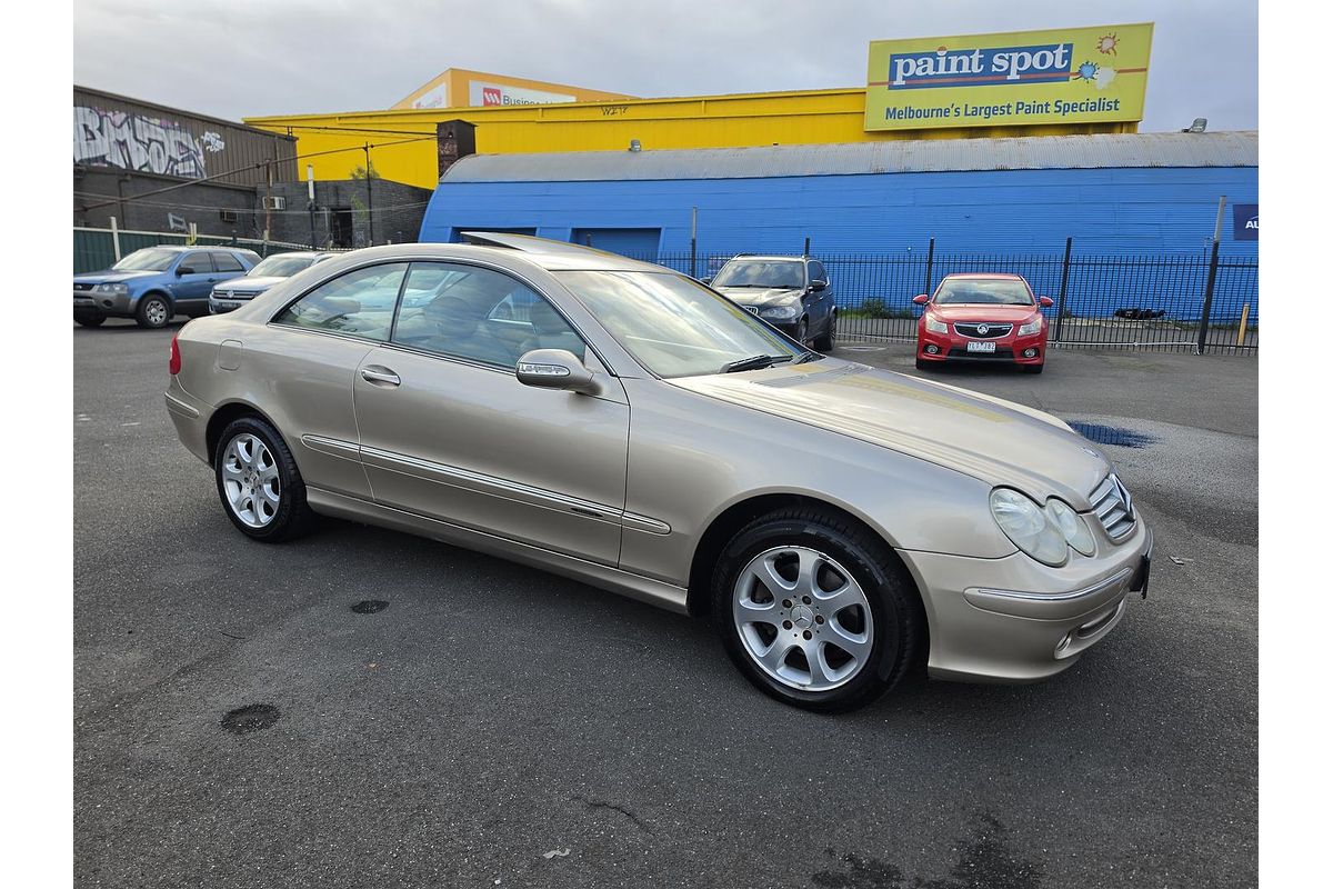 2002 Mercedes-Benz CLK-Class CLK320 Elegance C208