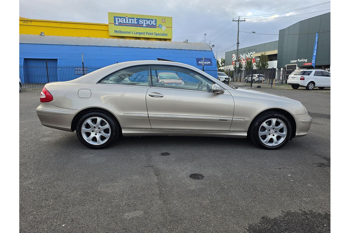 2002 Mercedes-Benz CLK-Class CLK320 Elegance C208