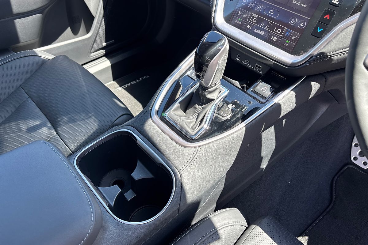 2025 Subaru Outback AWD Touring XT 6GEN