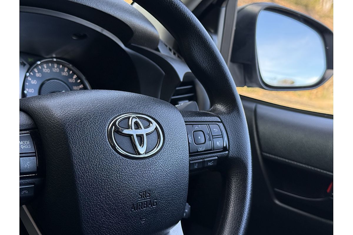 2023 Toyota Hilux SR GUN126R 4X4