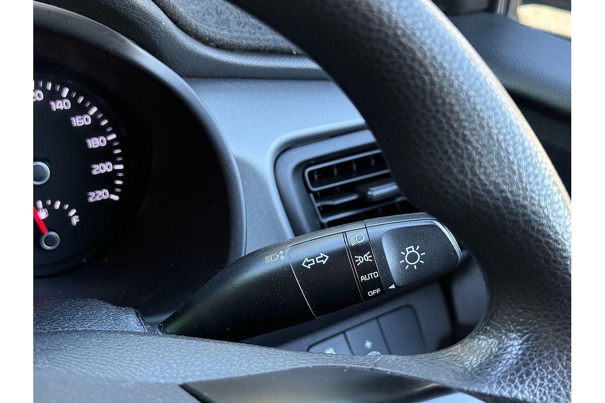 2018 Kia Rio S YB
