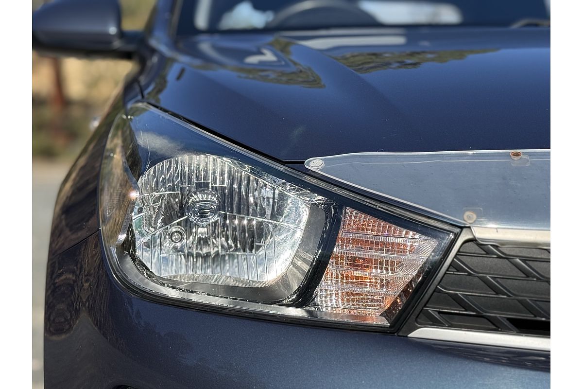 2018 Kia Rio S YB