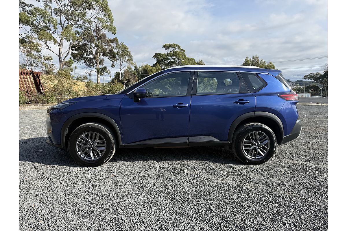 2024 Nissan X-TRAIL ST T33