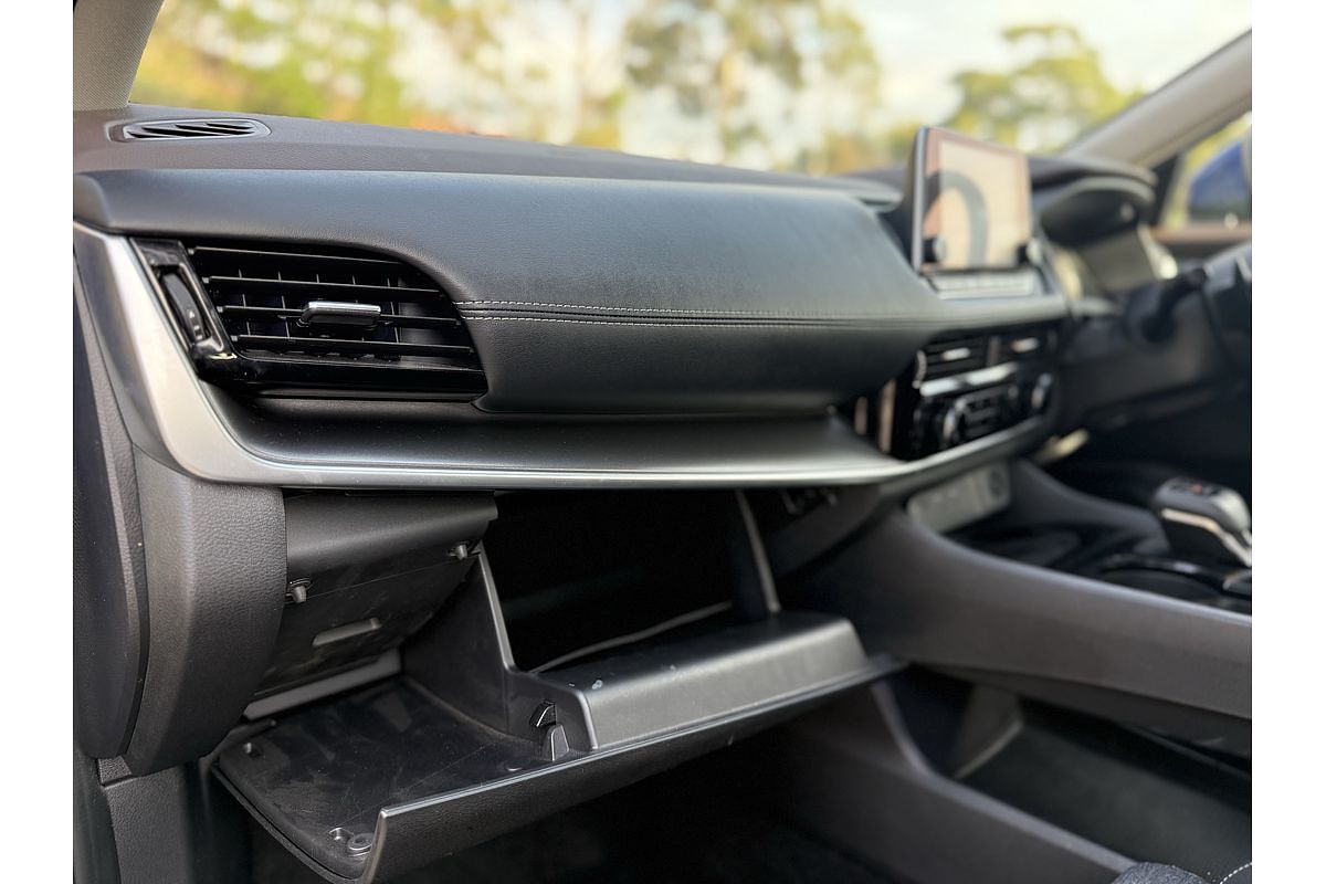 2024 Nissan X-TRAIL ST T33