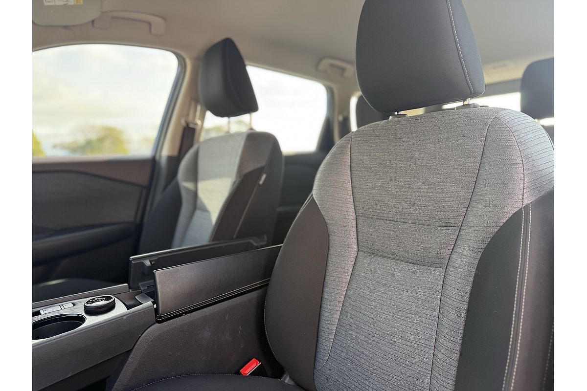 2024 Nissan X-TRAIL ST T33