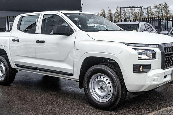 2025 Mitsubishi Triton GLX MV 4X4