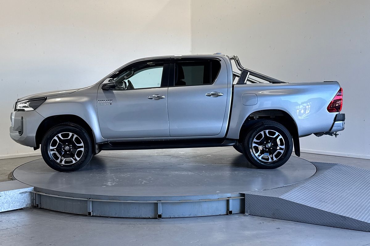 2023 Toyota Hilux SR5 GUN126R 4X4