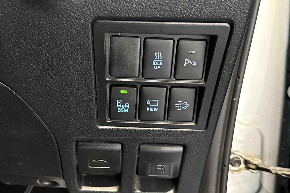 2023 Toyota Hilux SR5 GUN126R 4X4